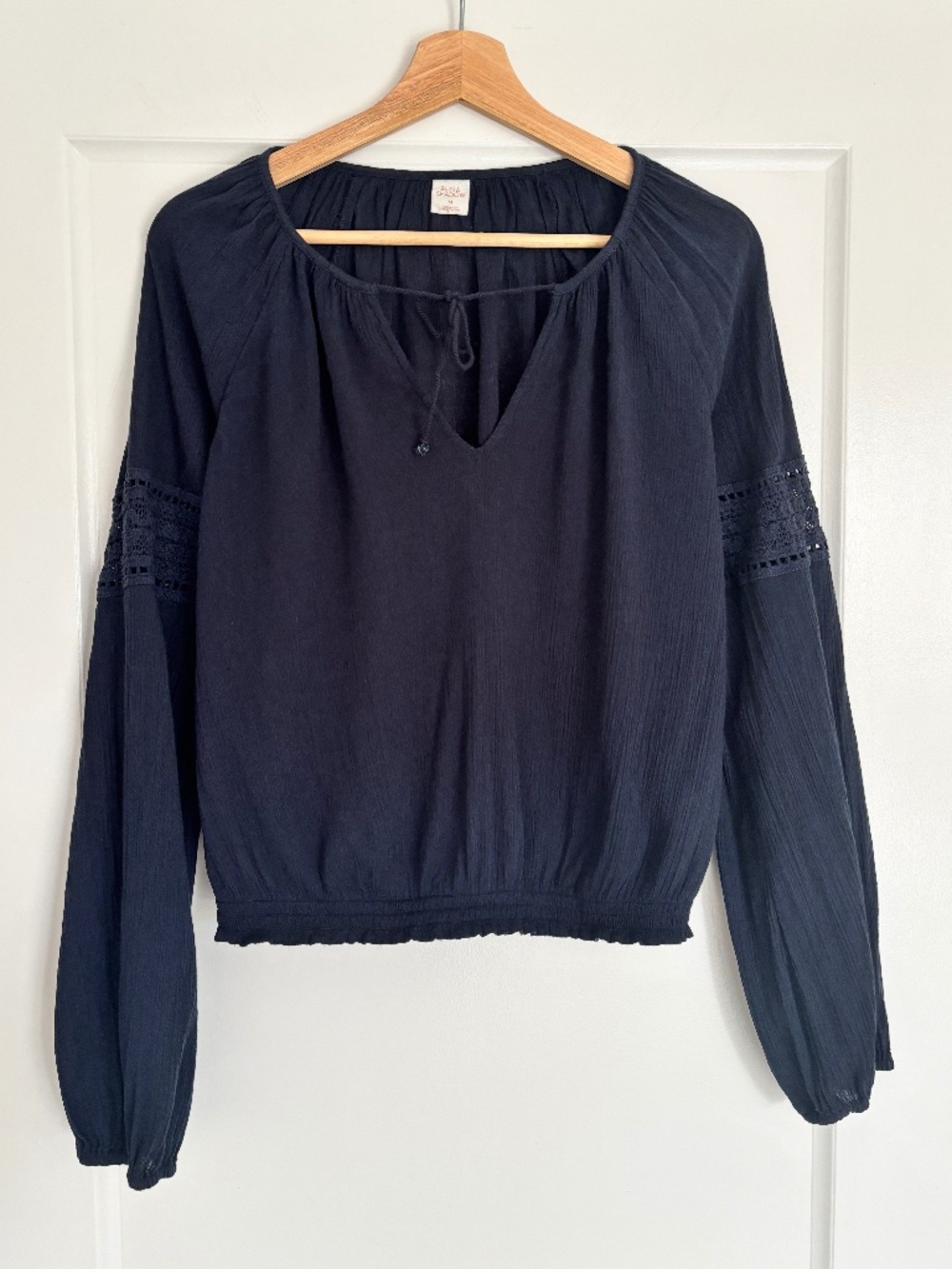 Sun & Shadow Navy Blue Long Sleeve Peasant Top Women’s Size Medium